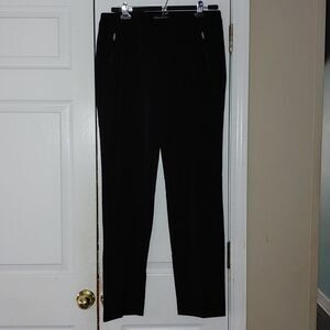 Sharagano black stretch pull on dress pants  Sz 8